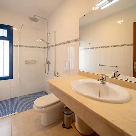 La Traviata Villa *