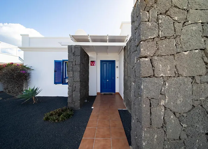 La Traviata Playa Blanca (Lanzarote)